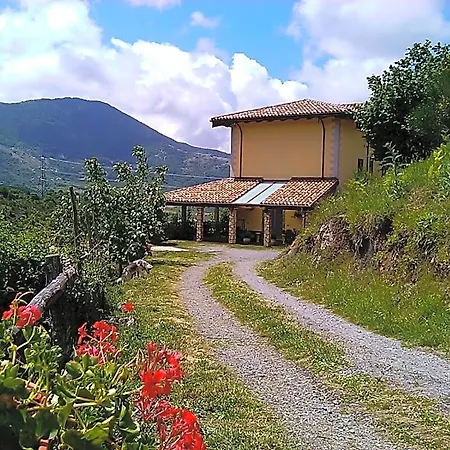Il Ghiro-country House
